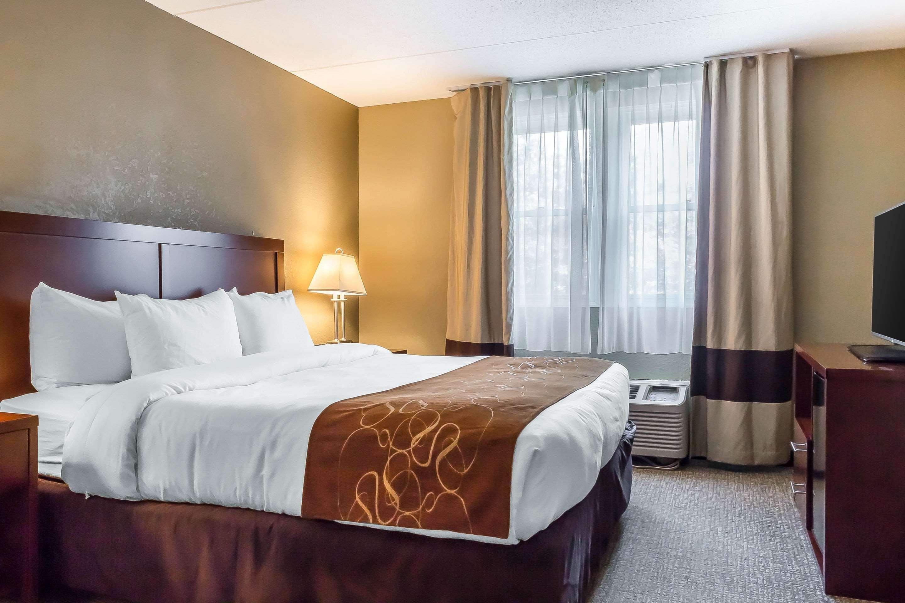 נורוויץ' Comfort Suites Near Casinos מראה חיצוני תמונה