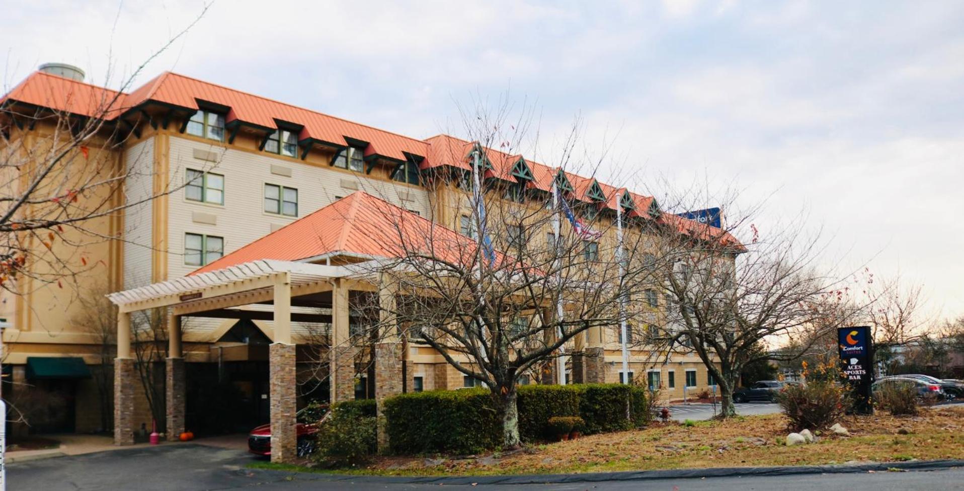 נורוויץ' Comfort Suites Near Casinos מראה חיצוני תמונה